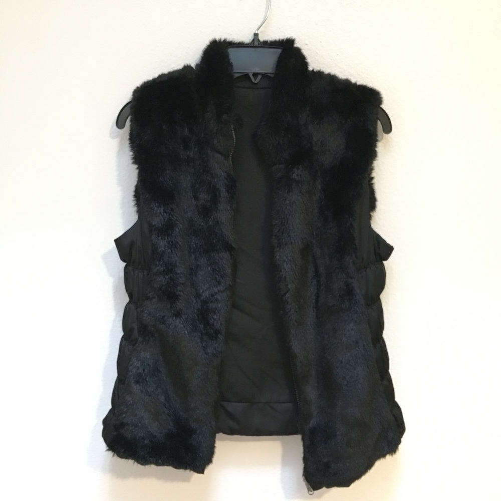 Reversible Faux Fur Black Vest || Size - M/L